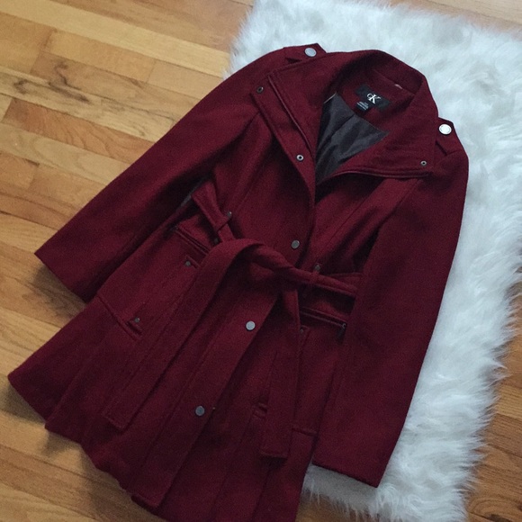 dark red coats